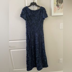 Perfect mother of the bride dress!